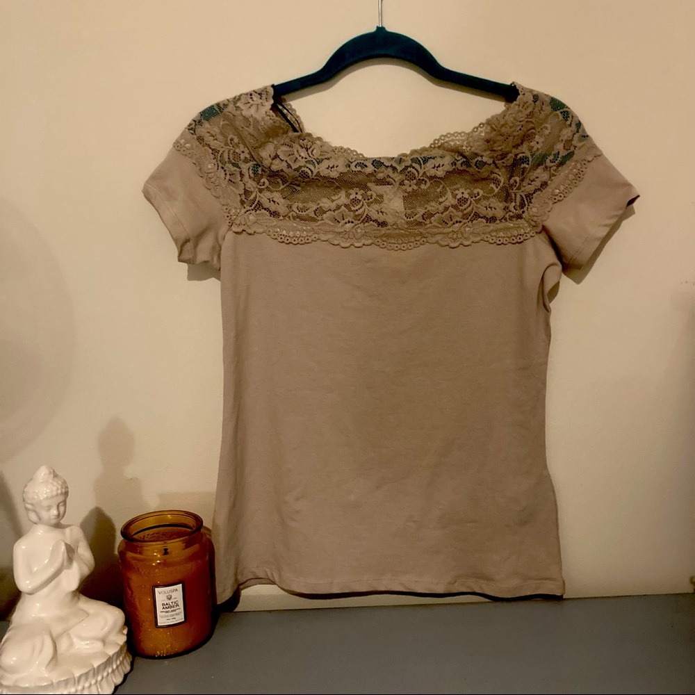 H&M short sleeve shirt with lace neckline